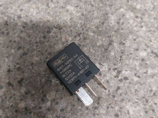 реле (прочие) Ford Kuga 1 поколение (2008 - 2013), 2.0 л., TDCi, полный привод, 5M5T-14B192AA, V23074-A1801-X17
