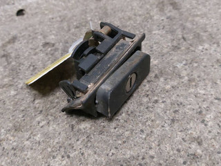 замок багажника Volkswagen Golf 3 поколение (1991 - 2000), хетчбэк 5 дв.