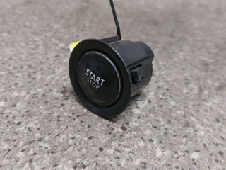 кнопка запуска двигателя Renault Scenic 3 поколение (2009 - 2012), 1.5 л., DCi, МКПП, 1019184