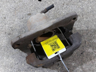 суппорт передний правый Toyota RAV4 2 поколение (XA20) (2000 - 2003), 2.0 л., D-4D, 1CD-FTV, дизель, МКПП, полный привод