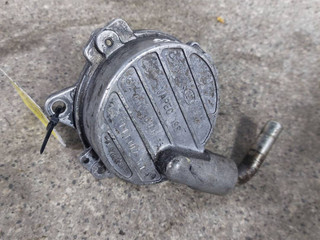 насос вакуумный Mercedes-Benz Vito W638 2001, 2.2 л., CDi, OM 611.980, дизель, МКПП, A6112300165