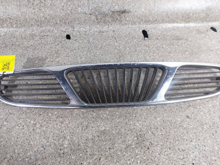 решетка радиатора Daewoo Nubira J100 (1997 - 1999)