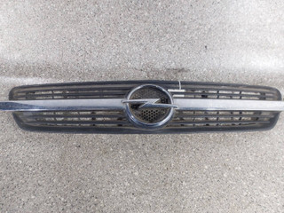 решетка радиатора Opel Meriva 1 поколение (A) (2002 - 2006), 13117843