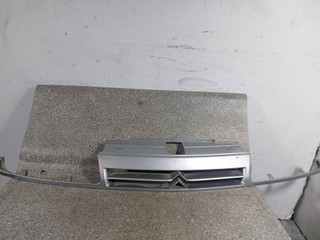 решетка радиатора Citroen Xantia 1 поколение 1997, 9618919977