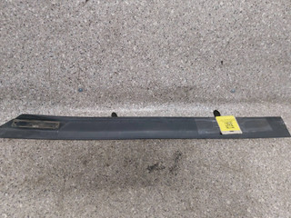 молдинг двери задней левой Volkswagen Golf 3 поколение (1991 - 2000), хетчбэк 5 дв.