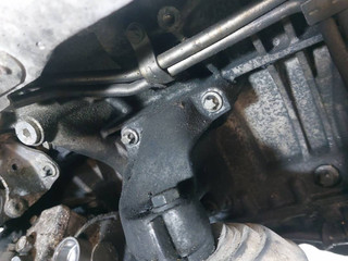 кронштейн двигателя Mercedes-Benz E-Класс W211/S211 [рестайлинг] (2006 - 2009), 3.0 л., CDi, OM 642.920, дизель, АКПП, задний привод