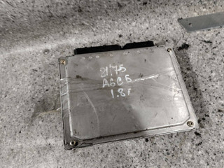 блок управления двигателем Audi A6 4B/C5 (1997 - 2001), 1.8 л., Ti, APU, бензин, 5МКПП, передний привод, 4B0906018AA, 0261206449
