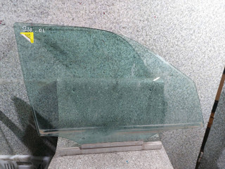 стекло двери передней правой Mercedes-Benz E-Класс W210/S210 [рестайлинг] (1999 - 2003)