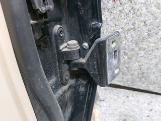 петля двери Mercedes-Benz E-Класс W211/S211 [рестайлинг] (2006 - 2009), универсал