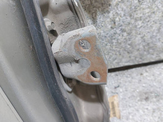 петля двери Kia Carens 1 поколение (1999 - 2002)