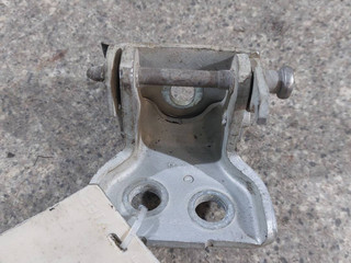 петля двери Citroen Berlingo 2 поколение (B9) (2008 - 2012)