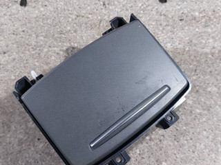 подстаканник Audi A6 4F/C6 (2004 - 2008), 4F1862533