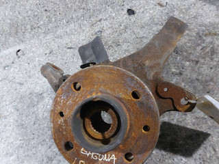 ступица передняя правая Renault Laguna 1 поколение [рестайлинг] (1998 - 2001), 1.8 л., i, бензин