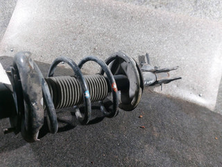 стойка передняя правая Nissan Maxima A33 (2000 - 2005), 3.0 л., бензин, 334265