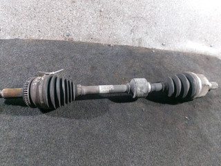 полуось передняя левая (приводной вал, ШРУС) Hyundai i30 GD (2012 - 2015), 1.4 л., CRDi, дизель, хетчбэк 5 дв.