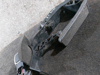 педаль Mercedes-Benz E-Класс W211/S211 [рестайлинг] (2006 - 2009), 3.0 л., CDi, OM 642.920, дизель, АКПП, задний привод, A2113000904