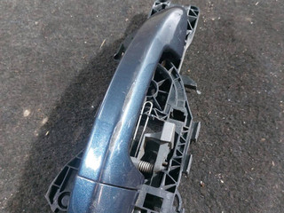ручка наружная задняя левая Volkswagen Passat B6 (2005 - 2010), седан