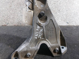 кронштейн двигателя Audi A4 B7 (2004 - 2009), 1.8 л., Ti, BFB, бензин, 5МКПП, передний привод, 8E0199308D