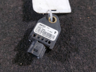 датчик удара Hyundai i30 GD (2012 - 2015), 1.4 л., CRDi, хетчбэк 5 дв., 95930-A6000