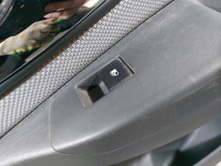 кнопка стеклоподъемника двери задней правой Chevrolet Cruze 1 поколение (2009 - 2012)