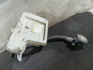 бачок омывателя BMW 5 серия E60/E61 (2002 - 2007), 6166-7067107