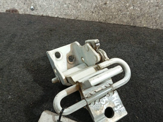 петля двери Audi 90 89/B3 1990