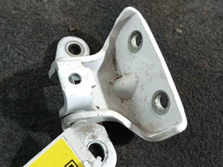 петля двери Hyundai i30 GD (2012 - 2015), хетчбэк 5 дв.