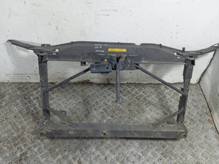 передняя панель крепления облицовки (телевизор) Mazda 6 GG (2002 - 2005), 2.0 л., cTDi, МКПП, GJ6A53111