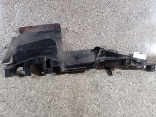 воздуховод (дефлектор) радиатора Audi A4 B7 (2004 - 2009), 2.0 л., TDi, 8E0121283AC