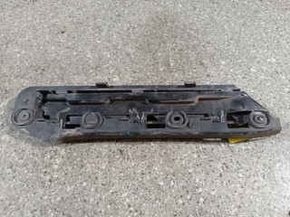 Крепление бампера переднего Volkswagen Caddy 3 поколение (2004 - 2010), 1T0807935, 1T0807049