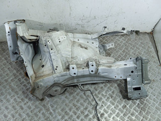 четверть передняя левая Toyota Auris 2 поколение (2012 - 2015), 1.8 л., i, универсал