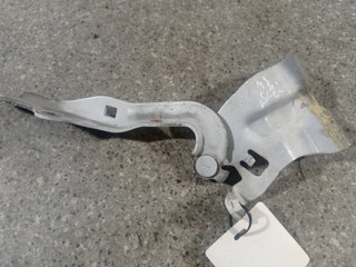 петля капота левая Mazda 3 BL (2008 - 2011), седан