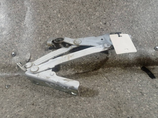 петля крышки багажника Mazda 3 BL (2008 - 2011), седан