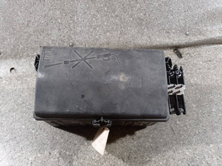 блок предохранителей Chevrolet Cruze 1 поколение (2009 - 2012), 2.0 л., VCDi, дизель, 96982039, 185540-003-10