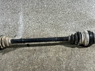 полуось задняя (приводной вал, ШРУС) BMW X1 E84 (2009 - 2012), 2.0 л., дизель, 7591596AI01