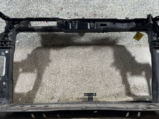 передняя панель крепления облицовки (телевизор) Hyundai i30 GD (2012 - 2015), 1.4 л., CRDi, D4FC, дизель, 6МКПП