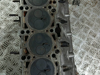 головка блока цилиндров Volkswagen Caddy 3 поколение (2004 - 2010), 1.9 л., TDi, BLS, дизель, МКПП, 038103373R