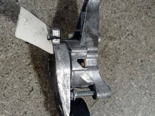 Натяжитель ремня агрегатов Volkswagen Caddy 3 поколение (2004 - 2010), 1.9 л., TDi, BLS, дизель, МКПП