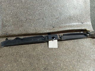 пыльник переднего крыла Volkswagen Tiguan 1 поколение (2007 - 2011), 5N082112
