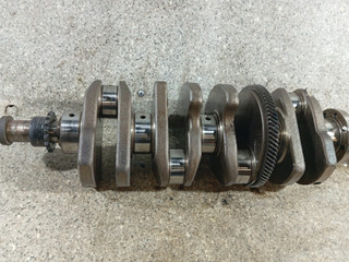 коленвал Peugeot 607 1 поколение (2000 - 2004), 2.2 л., HDi, 4HX (DW12TED4/FAP), дизель, 5МКПП
