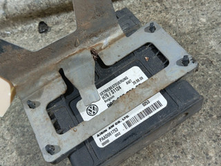 блок управления (другие) Volkswagen Tiguan 1 поколение (2007 - 2011), 2.0 л., TDi, дизель, робот, полный привод, 09G927750FD
