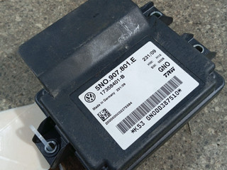 блок управления ручником Volkswagen Tiguan 1 поколение (2007 - 2011), полный привод, 5N0907801E