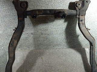 балка подвески передняя (подрамник) Hyundai Accent 2 поколение (LC) (1999 - 2012), 1.5 л., бензин