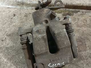 суппорт задний правый Renault Scenic 1 поколение [рестайлинг] (1999 - 2003)