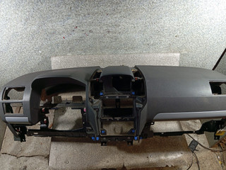 панель передняя салона (торпедо) Opel Zafira 2 поколение (B) (2005 - 2008), 13206043