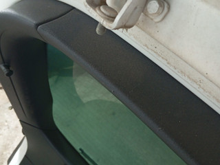 петля крышки багажника Volkswagen Tiguan 1 поколение (2007 - 2011)