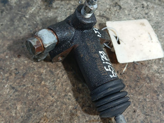 цилиндр сцепления рабочий Hyundai Accent 2 поколение (LC) (1999 - 2012), 1.5 л., бензин, МКПП, 423105