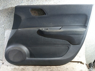 обшивка двери передняя правая Honda FR-V 1 поколение (2004 - 2009)