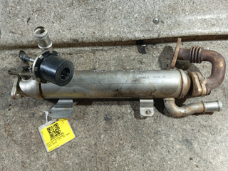 охладитель EGR / Радиатор EGR Volkswagen Tiguan 1 поколение (2007 - 2011), 2.0 л., TDi, CBAB, дизель, АКПП, 03L131512B