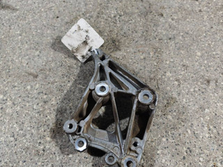 кронштейн компрессора кондиционера Peugeot 207 1 поколение (2006 - 2009), 1.4 л., 8FS (EP3), бензин, МКПП, V754891480